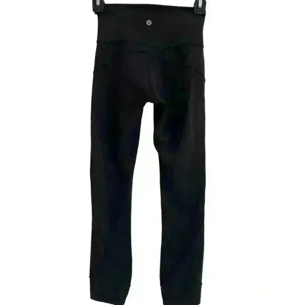 Lululemon In Movement Tight 25" *Everlux‎ Black